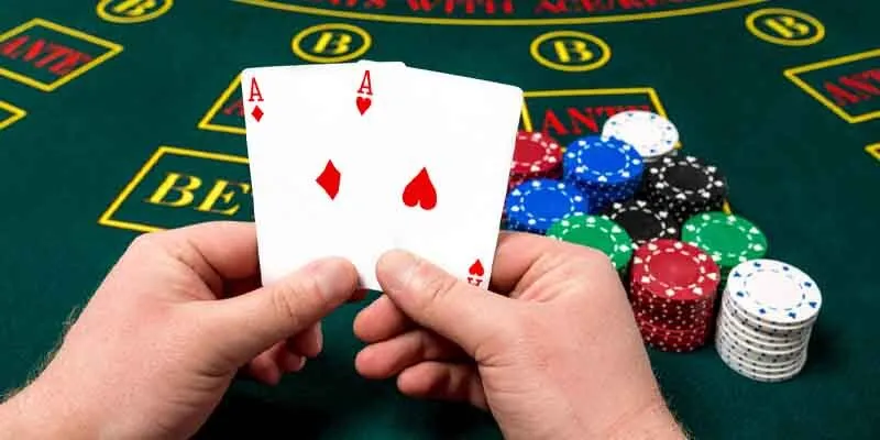 Cách chơi một ván bài Poker chuẩn chỉ nhất hiện nay